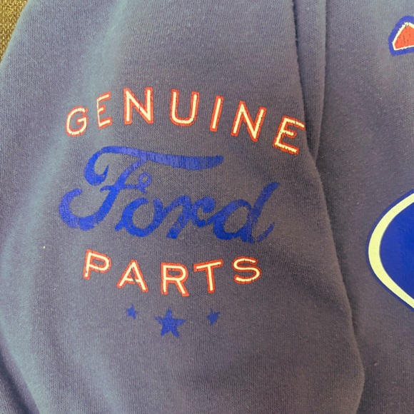 Ford Mustang Crew Neck - Picture 3 of 3